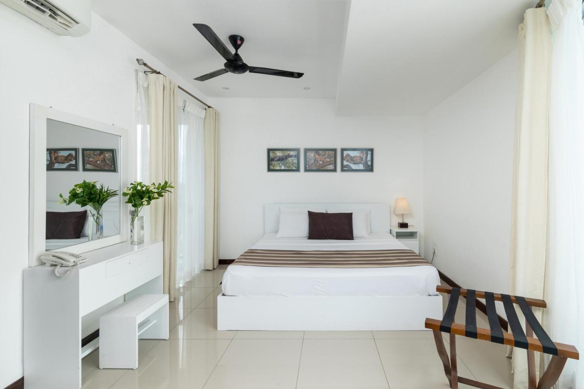 Oceanfront Condominium - Nilaveli Exterior foto