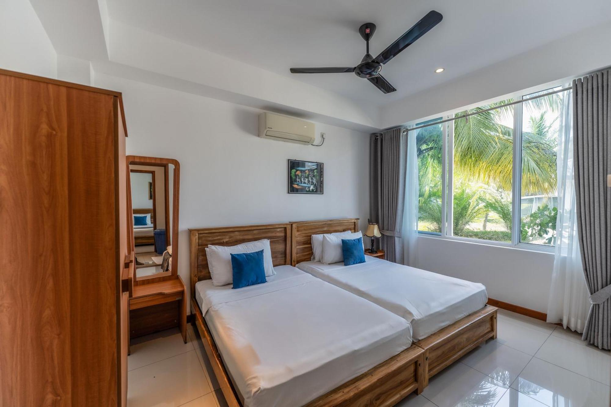 Oceanfront Condominium - Nilaveli Exterior foto